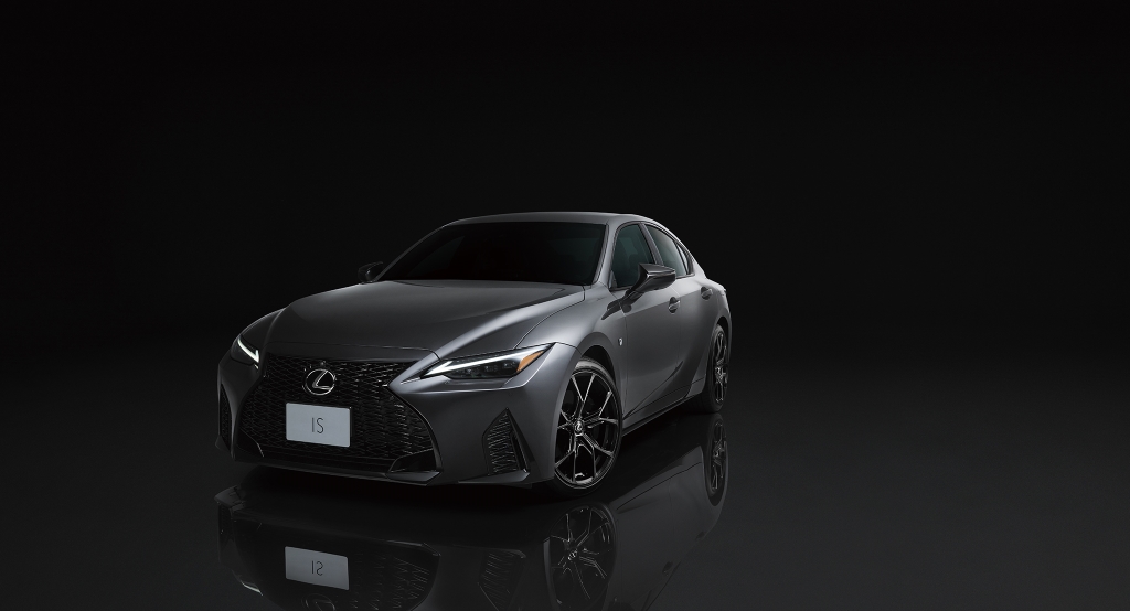 極致黑化- LEXUS IS 300h 2025年式全新等級 F Sport Mode Black IV版正式推出